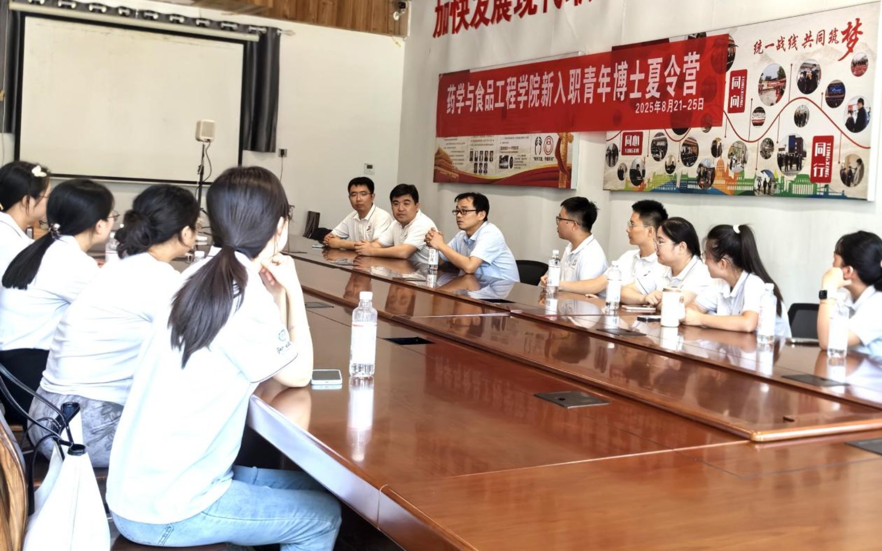 81ab325fd4eaa805499d95bb6000ab3c